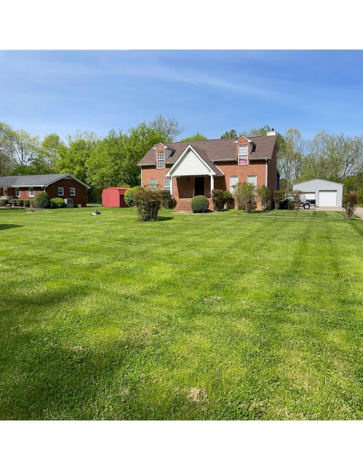 Home Just Outside Of Hendersonville Exterior photo